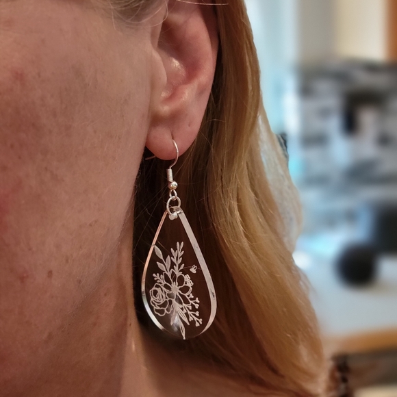 Wildflower Bunch Clear Acrylic Earrings - Picture 3 of 3